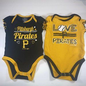 Pittsburg Pirates infant Onsies Baby Sz 3/6 Months